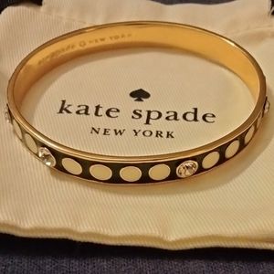 SPOTLIGHT gold-tone crystal & enamel KATE SPADE bangle bracelet dot spot circle